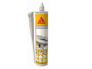 Adhesivo para anclajes de dos componentes. Resina de poliéster libre de estireno y disolventes. 12X300 ML